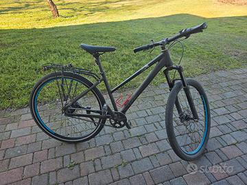 cube travel pro  trasmissione cinghia 8 marce 