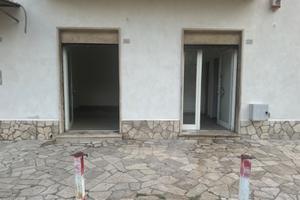 Locale commerciale disponibile