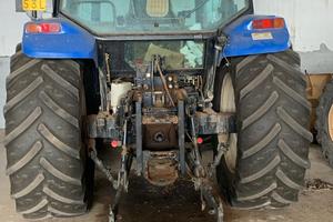 Trattore new holland