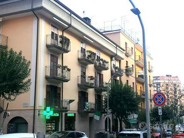Attico / Mansarda di 80 m² con 3 locali a Avellino