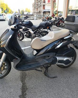 PIAGGIO Beverly 400 i.e. BEVERLY 400