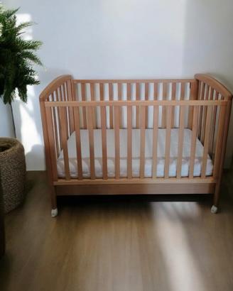 Lettino bimbo in legno naturale + materasso(Roma)