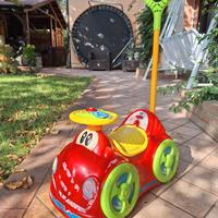 macchinina cavalcabile per bambini