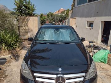 Mercedes B 180 CDI adatta neopatentati 
