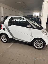 Stupenda Smart 1000 a benzina