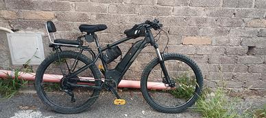MTB  pedalata assistita rockrider e-st500 