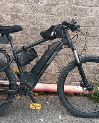 MTB  pedalata assistita rockrider e-st500 