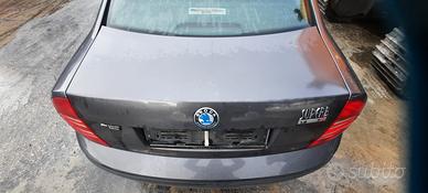 SKODA SUPERB 2004 - BAULE POSTERIORE
