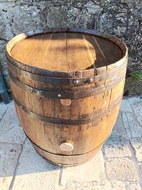 Botte ricondizionata ad uso tavolino