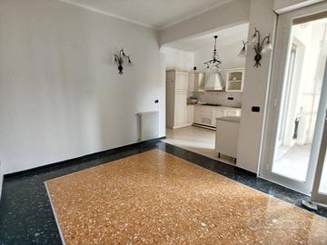 Appartamento di 115 m² con 4 locali a Albenga