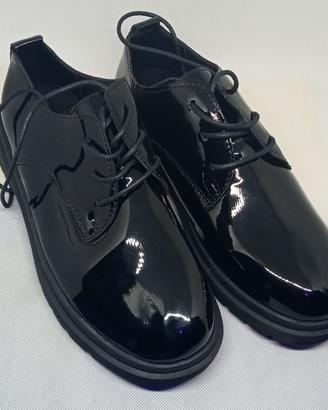 Scarpe nere Oxford lucide moderne UNISEX 41 donna
