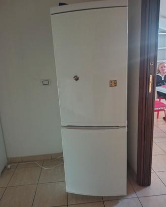frigorifero con congelatore 