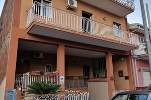 Casa singola con giardino a Fiumefreddo di Sicilia