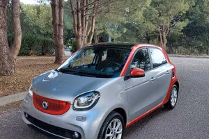 SMART FOUFOR CILINDRATA 1000 BENZINA ANNO 2017