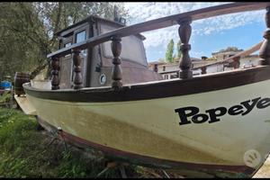 Gozzo cabinato di 7 metri 