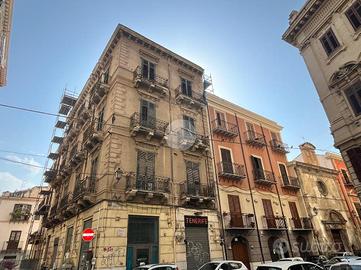 MONOLOCALE A PALERMO