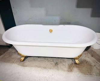 Vasca da Bagno con Piedini in Ghisa Stile Impero