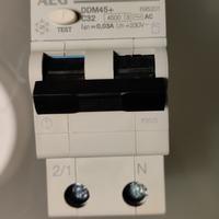 Interruttore Differenziale magnetotermico 32A AEG