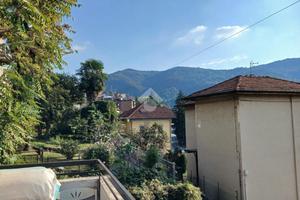 3 LOCALI A COMO