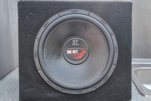 Subwoofer Impact con amplificatore 