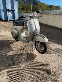 Vespa 125 Primavera 1976 FMI