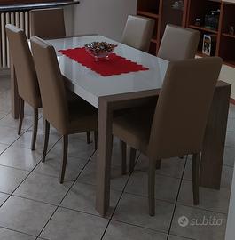 Tavolo allungabile con 6 sedie
