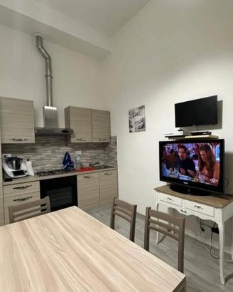 Bilocale appena ristrutturato in Via Serri 7/A