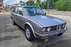 Alfa Romeo Alfetta 2.0 quadrifoglio oro