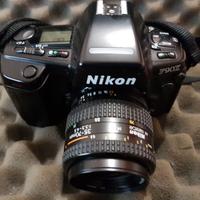 Macchina Fotografica "Analogica" 35 mm Nikon F90X