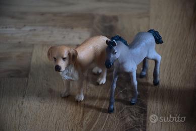 Statuette e set da gioco di cavalli ,cane SCHLEICH