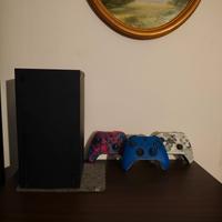 Xbox serie x con 3 controller originali 