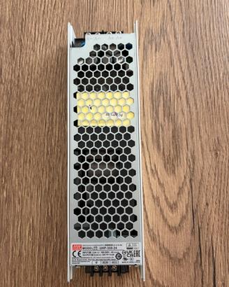 Alimentatore Switching MEAN WELL UHP 350 24