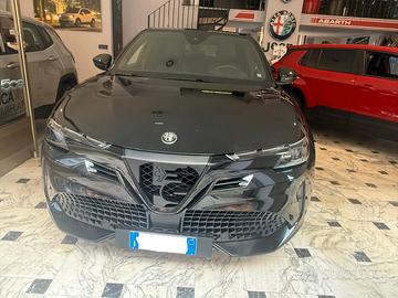 Alfa Romeo Junior 1.2 136 CV Hybrid eDCT6 Speciale