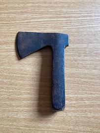 Piccola Ascia D’epoca