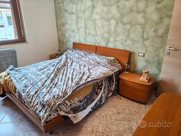 Camera matrimoniale laminato ciliegio