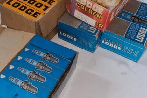 CANDELE  LODGE
HL12 GOLDEN 25HL SILVER 2H-E