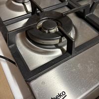 Piano cottura incassato Beko a gas 4 fuochi