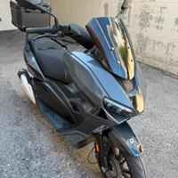 Scooter Brera 300