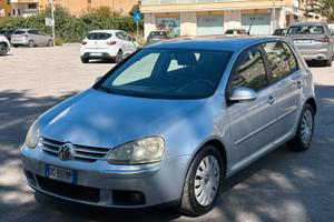 Volkswagen Golf V