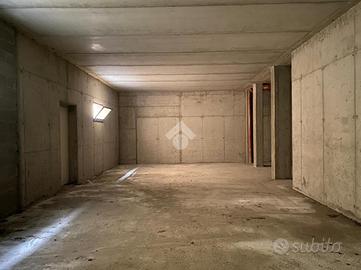 MAGAZZINO A BERGAMO
