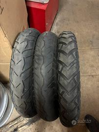 Gomme moto