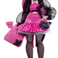 Draculaura, bambola dal look mostruoso