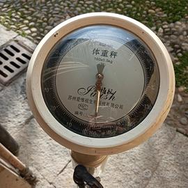 bilancia pesapersone con altimetro 