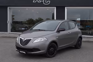 Lancia Ypsilon 5 Porte 1.2 BENZ 69 CV Platinum ADA