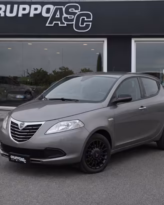 Lancia Ypsilon 5 Porte 1.2 BENZ 69 CV Platinum ADA