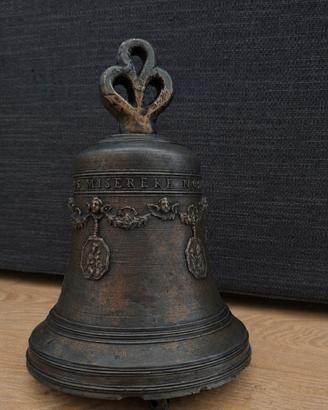 campana bronzo