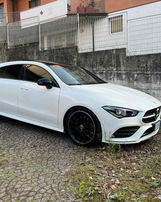 Mercedes CLA 200D Shooting Break AMG LINE