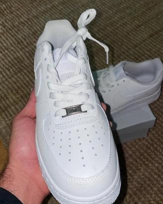 Nike Air Force 1 07 Low-Top, Bianco/43