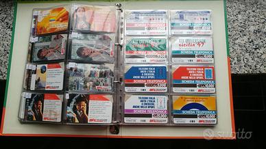 Lotto di oltre 220 schede telefoniche italiane