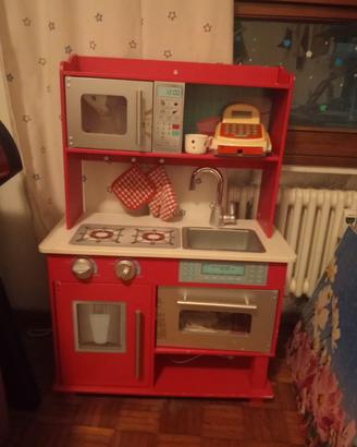 cucina giocattolo
